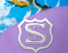 （塞浦路斯）Silverline私立学校
Silverline是塞浦路斯教育和文化部批准和完全授权的重点学校，提供从幼儿园到中学的教育。我们是国际学校，幼儿园和小学课程使用英式教育大纲，我校中学学生经由EDEXCEL考试委员会先获得IGCSE即普通中等教育证书,然后AS Level及A-Level资格证书。